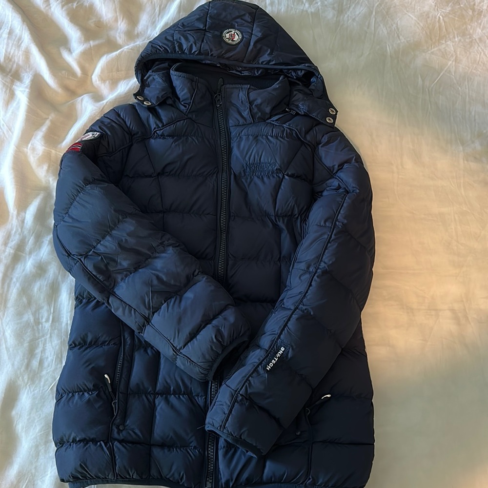 Geographical Norway down jacket. Navy. Size  12. Great condition.